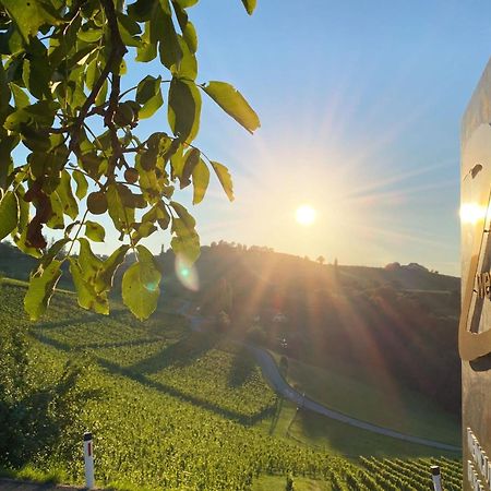Zweytick Gaestezimmer Weingut Ratsch an der Weinstrasse Exterior foto